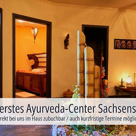Hotel Am Kurhaus Mit Erstem Ayurveda Center Sachsens - Direkt Am Gesundheitsbad Actinon & Kurpark Bad Schlema Exterior foto